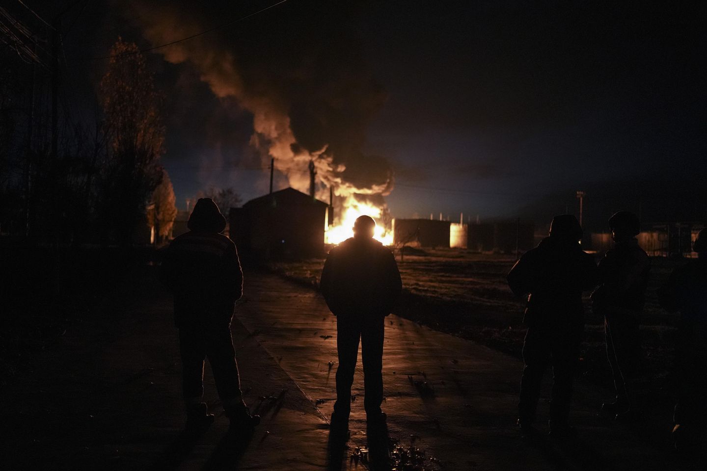 BM gözlemcisi: Ukrayna ve Rusya dev nükleer santral yeniden bombalanırken 'ateşle oynuyor'