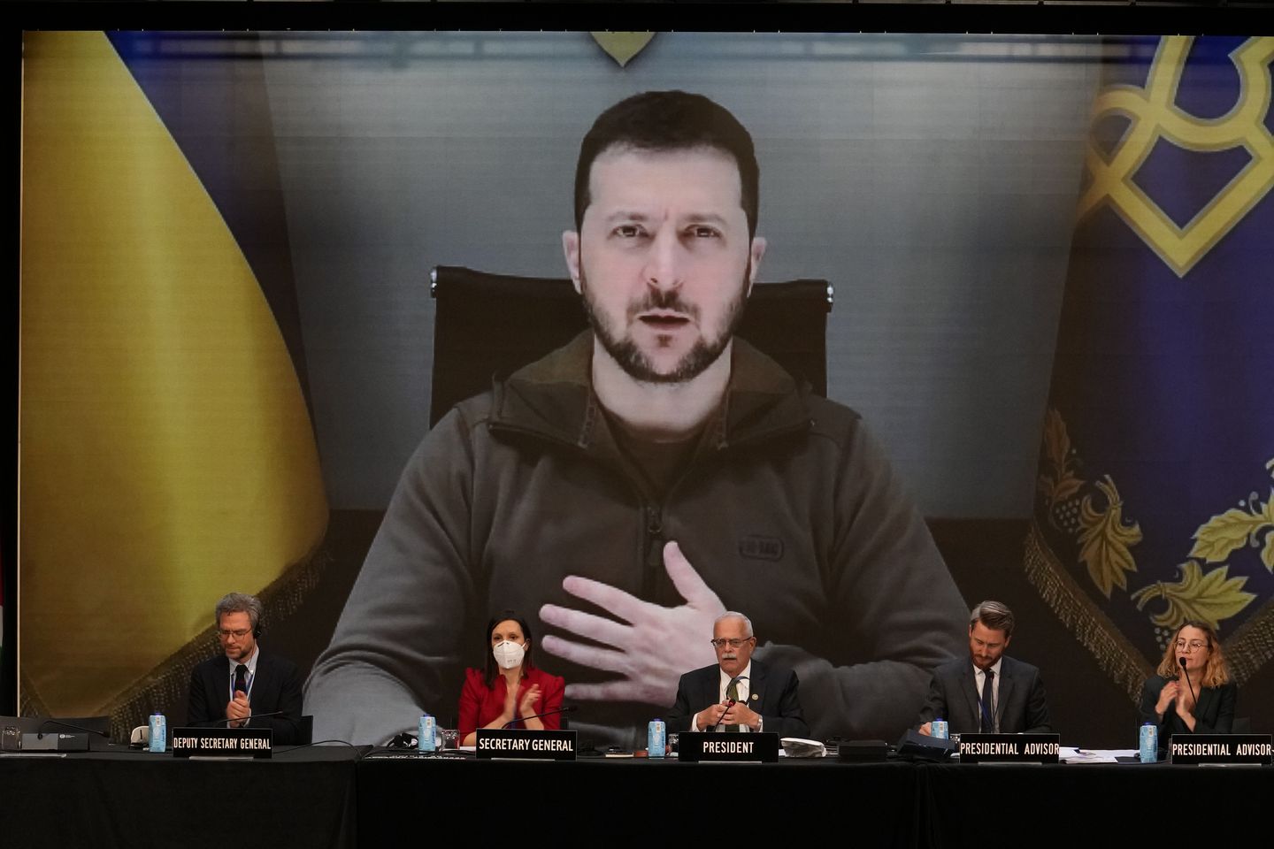 Kremlin şimdi Zelenskyy'nin Ukrayna'da iktidarda kalabileceğini söylüyor