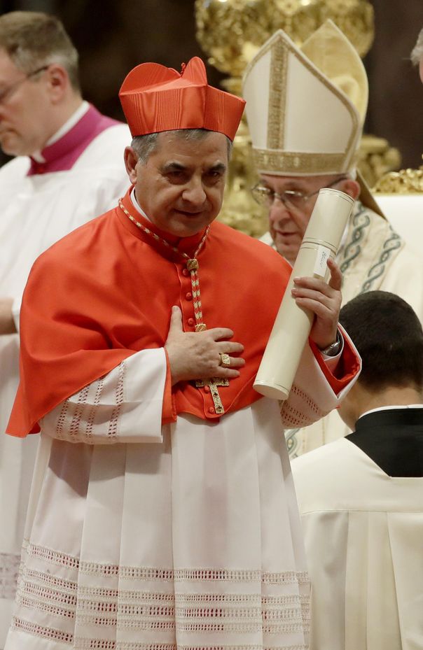 Vatikan mahkemesi, Papa'nın rehine ücretleriyle ilgili gizli kaydını dinledi