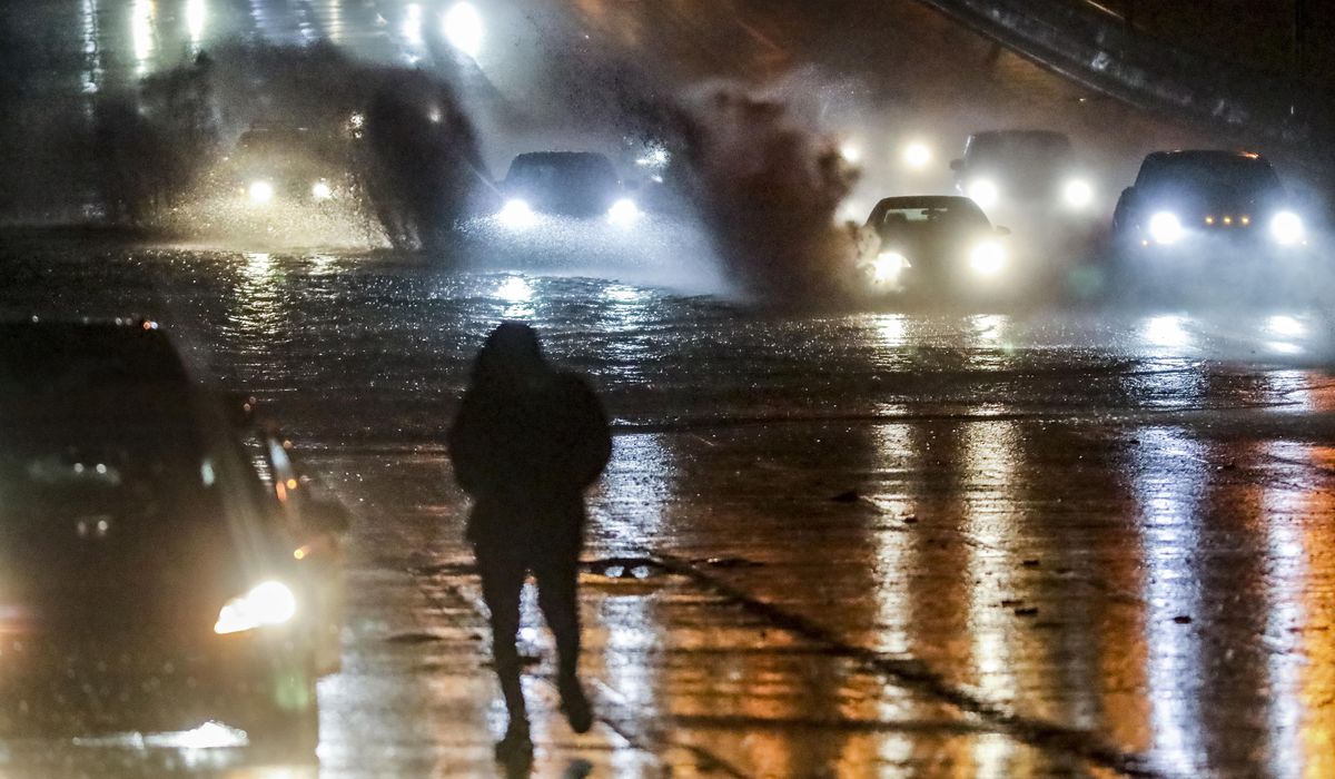 NextImg:Washington state police warn drivers about carjackers causing accidents to set up victims