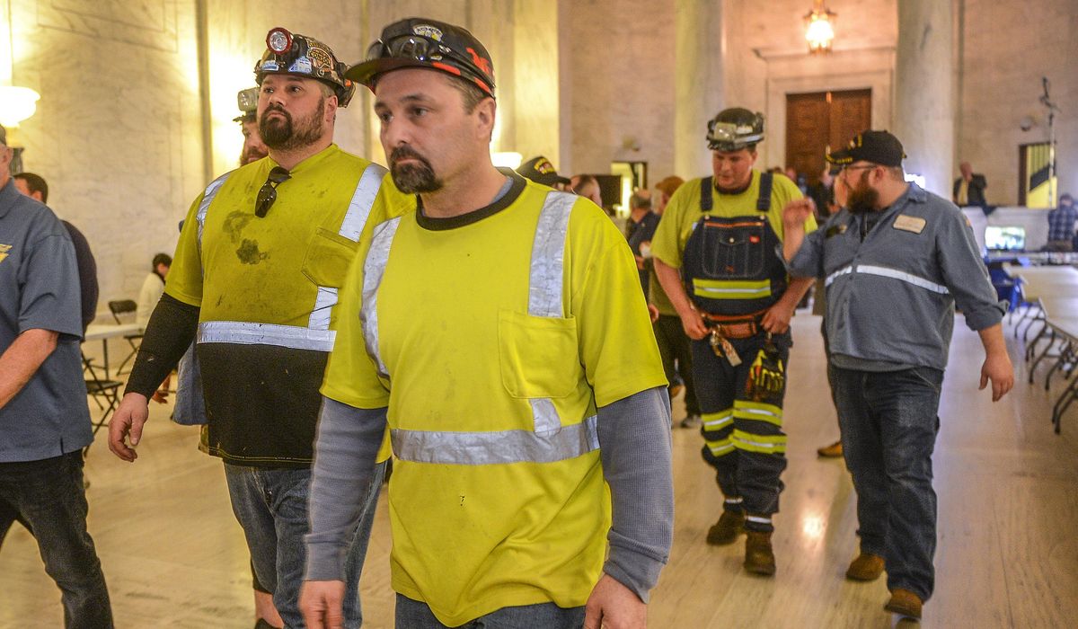 NextImg:Biden extends an olive branch to coal country