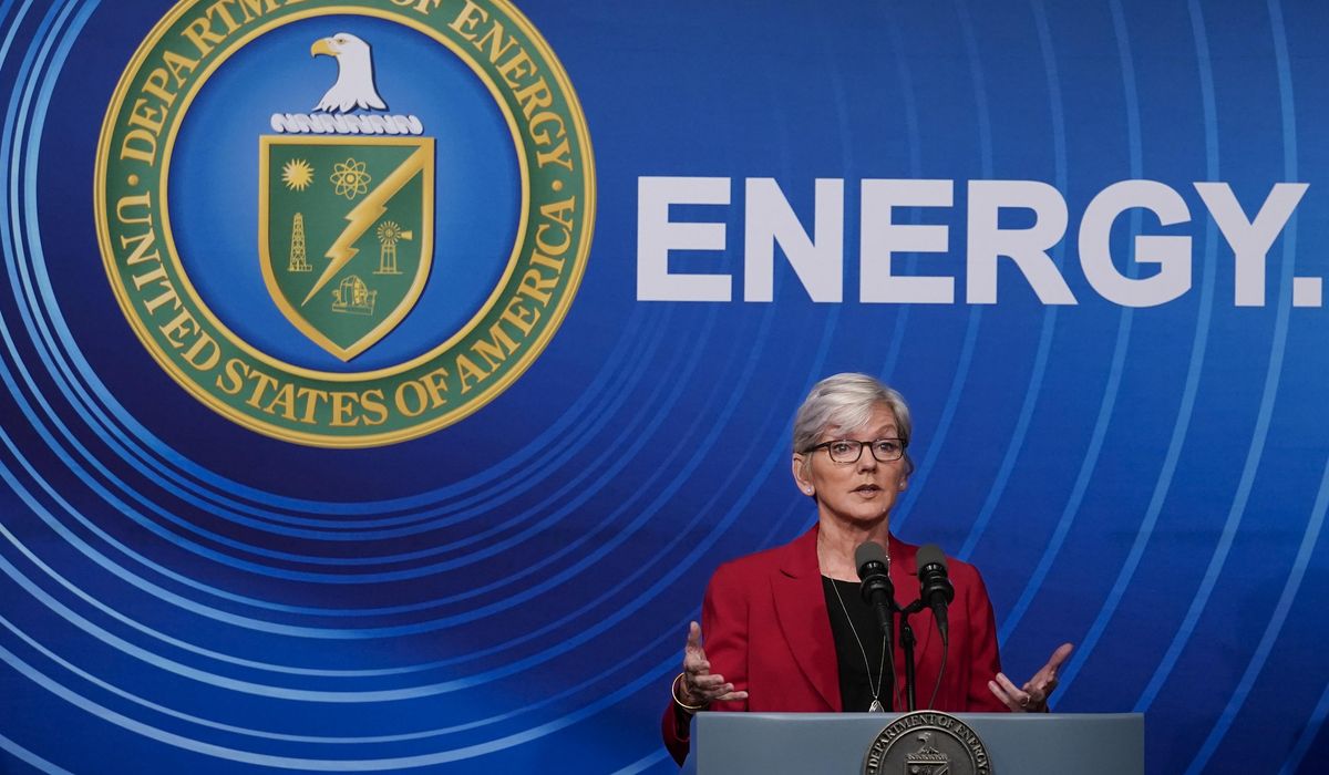 NextImg:Biden energy secretary met with anti-gas stove group to discuss infrastructure law, official says