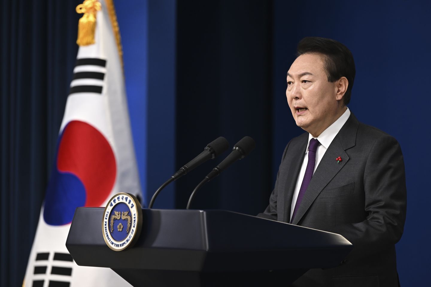 Biden menentang pemimpin Korea Selatan atas latihan nuklir bersama