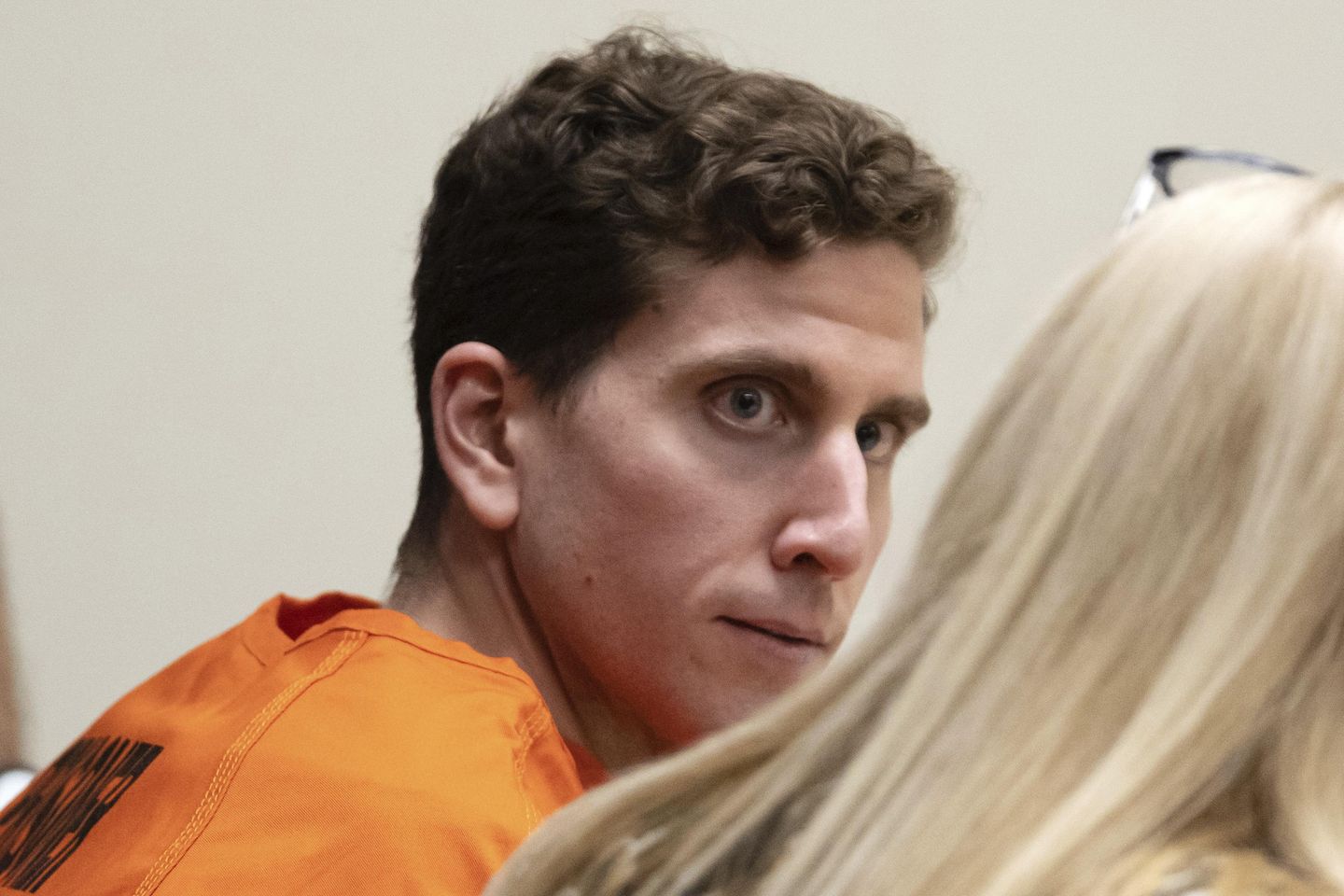 Dylan Mortensen, teman sekamar pembunuh Idaho, memasuki ‘fase kejutan beku’ setelah menyaksikan pembunuh