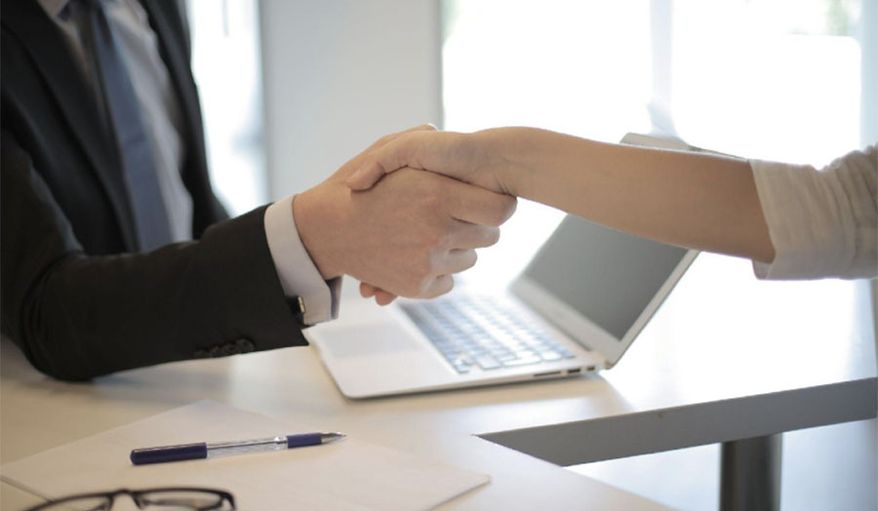How to choose a registered agent for an LLC (10-step beginner guide) (sponsored)