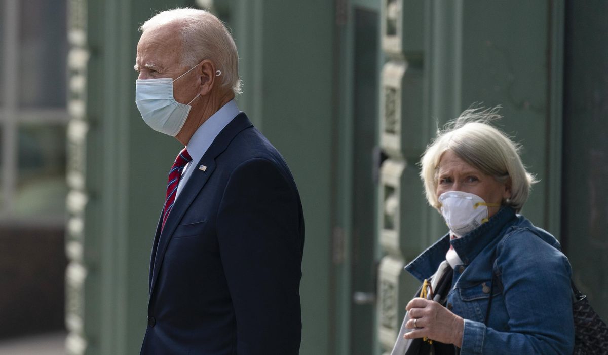 NextImg:Longtime Biden aide Anita Dunn leaving White House to join pro-Harris super PAC