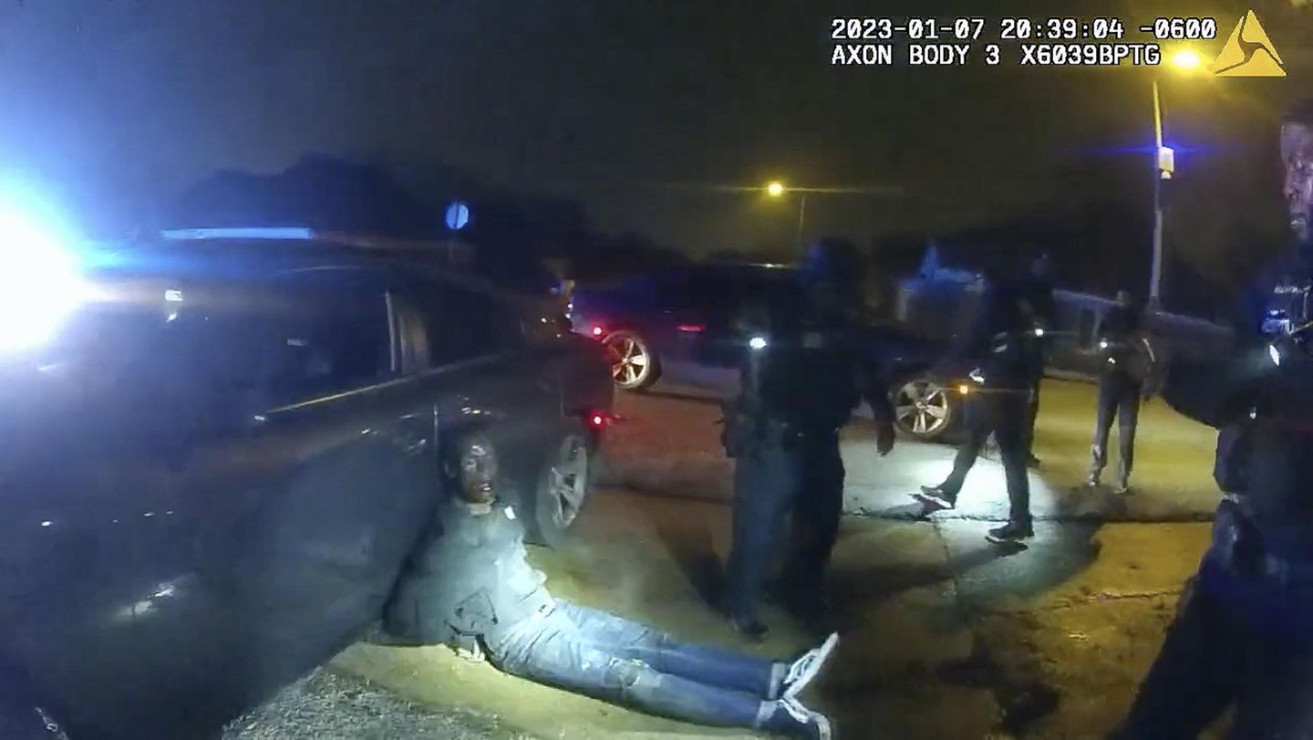 Polisi Memphis membubarkan unit yang mengalahkan Tire Nichols
