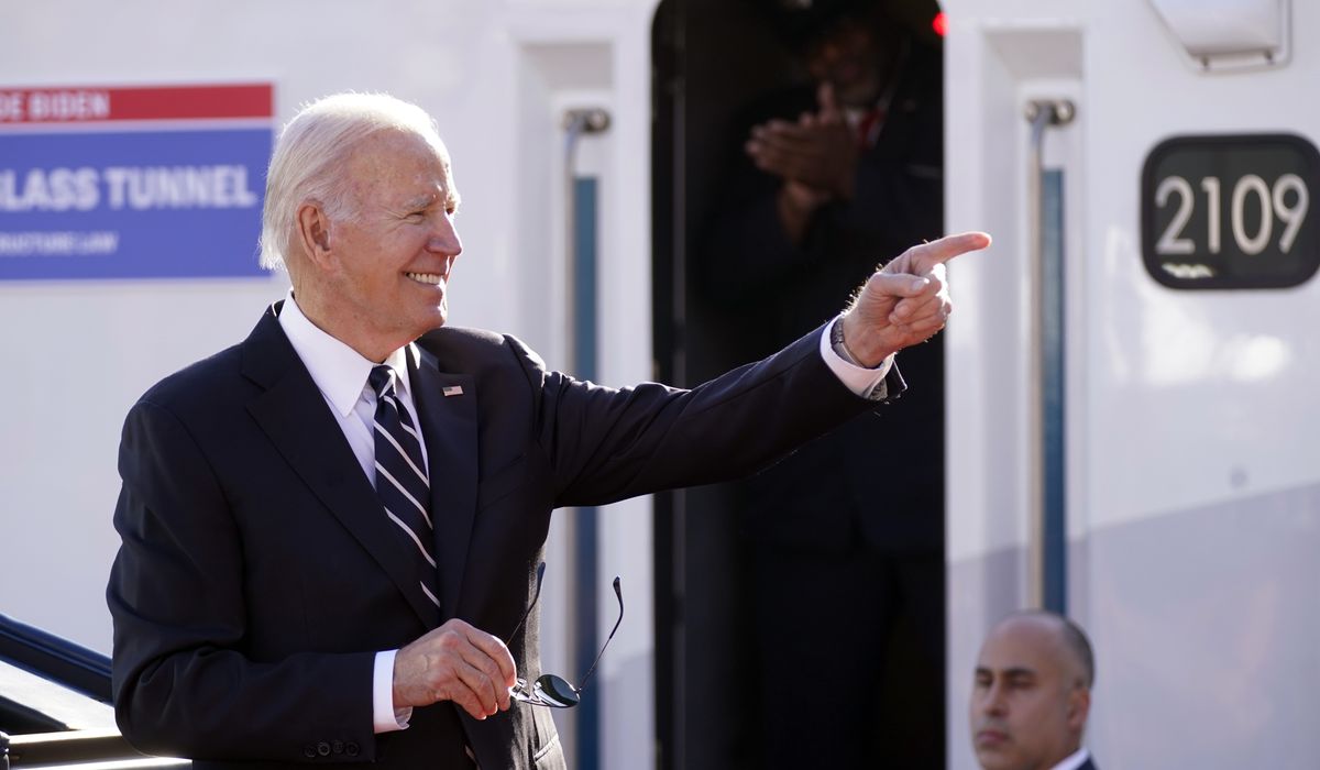NextImg:Biden repeats debunked Amtrak tale for 8th time as president