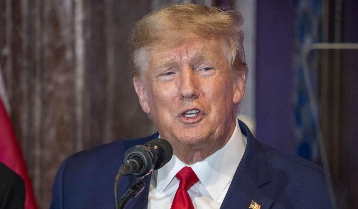NextImg:Trump slams Biden for allowing Chinese balloon over U.S.