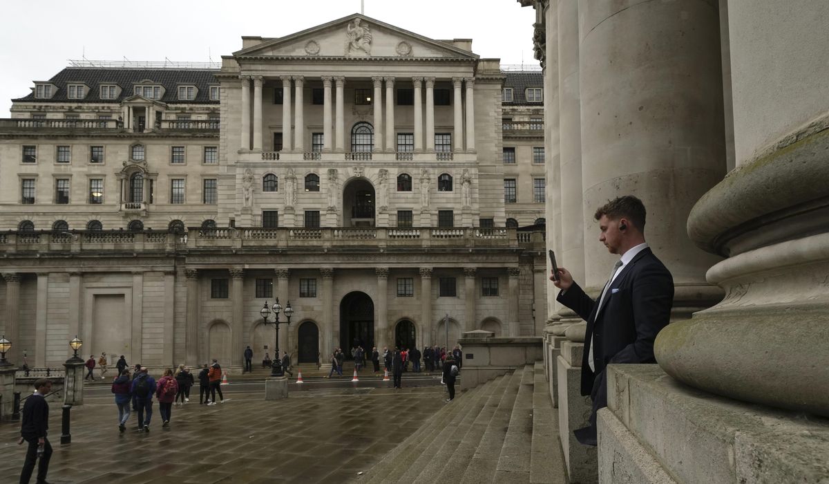 NextImg:Bank of England hikes rates by half-point to tame inflation
