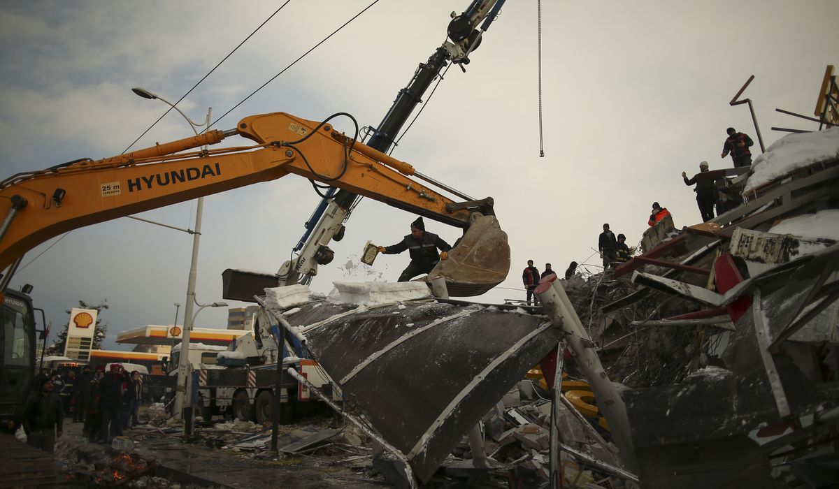 NextImg:Earthquakes allow imprisoned ISIS fighters to escape prison in Syria