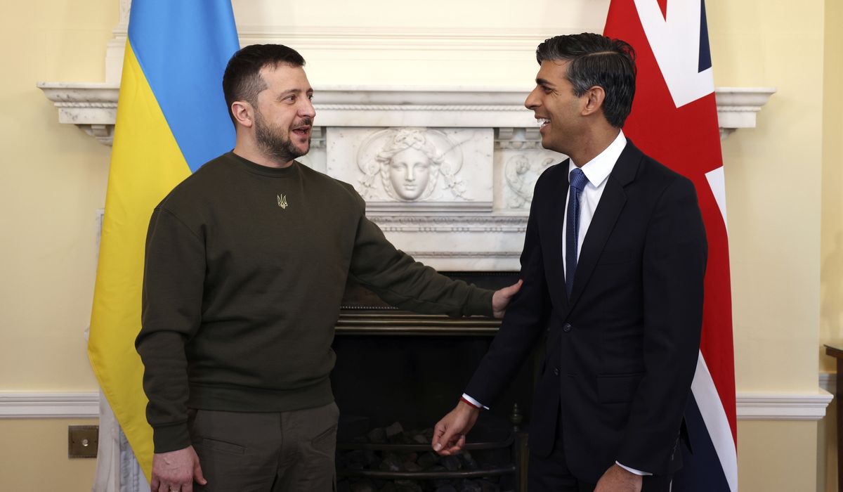 NextImg:Britain pledges Ukrainian fighter pilot training during Zelenskyy visit