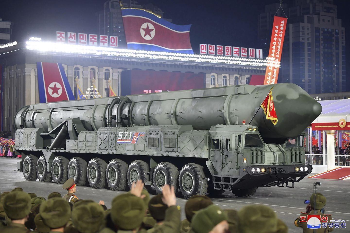 Füzeler için para: Kripto soygunları Kuzey Kore'nin nükleer bombaları için para ödüyor