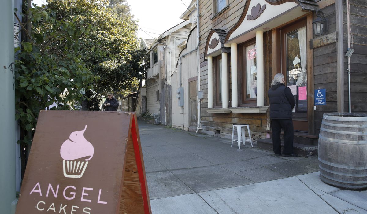 NextImg:California baker who died in robbery wouldn’t want robbers to go to jail, family says