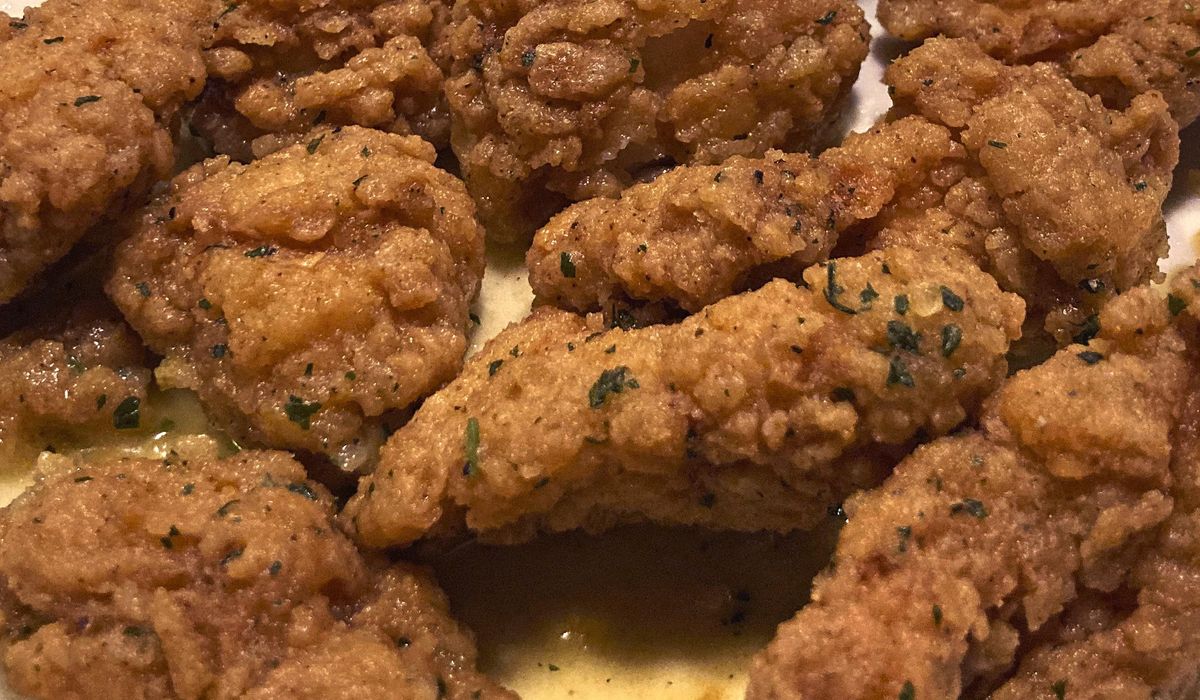 NextImg:How the ‘boneless wing’ became a tasty culinary lie