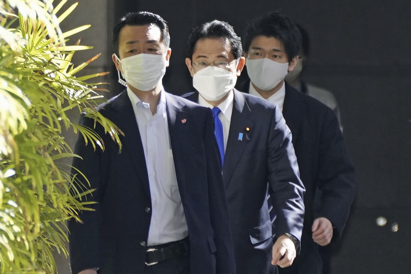 Japonya Başbakanı Fumio Kishida sinüs ameliyatının sorunsuz geçtiğini söyledi
