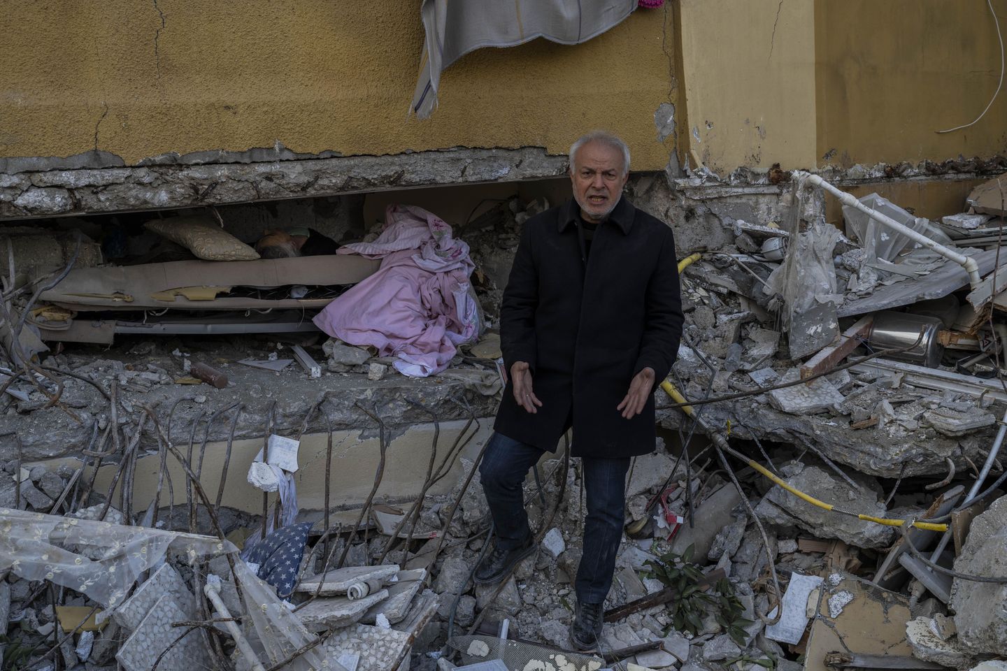 Türkiye'de depremzedeler kurtarılanlar azalırken sıcak yemek istiyor