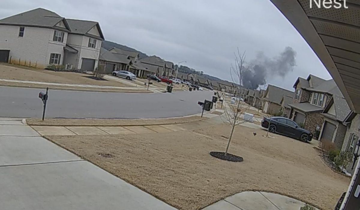 NextImg:Black Hawk helicopter crashes in Alabama, killing 2