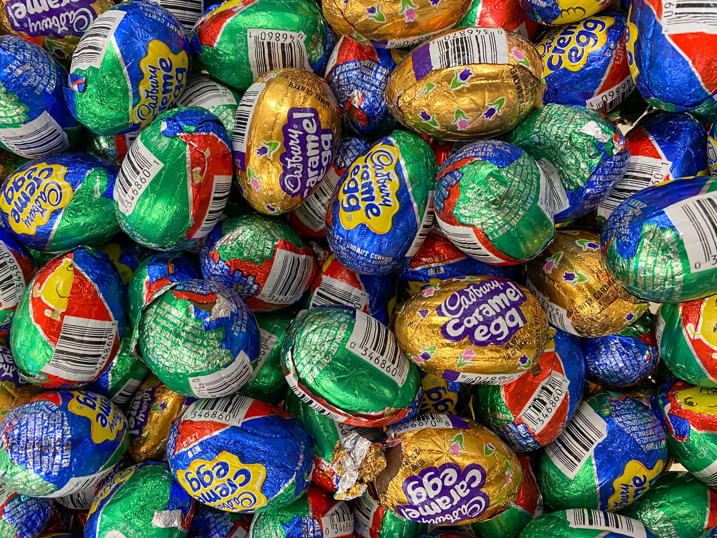 İngiliz, 200.000 Cadbury kremalı yumurta çalmaktan suçlu bulundu