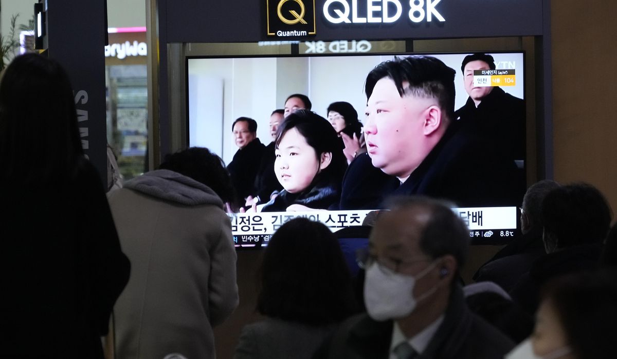 NextImg:North Korea fires 2 missiles in tests condemned by neighbors