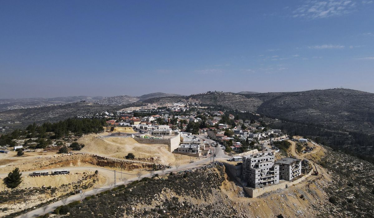 NextImg:Palestinians: 6 killed in Israeli army raid in West Bank