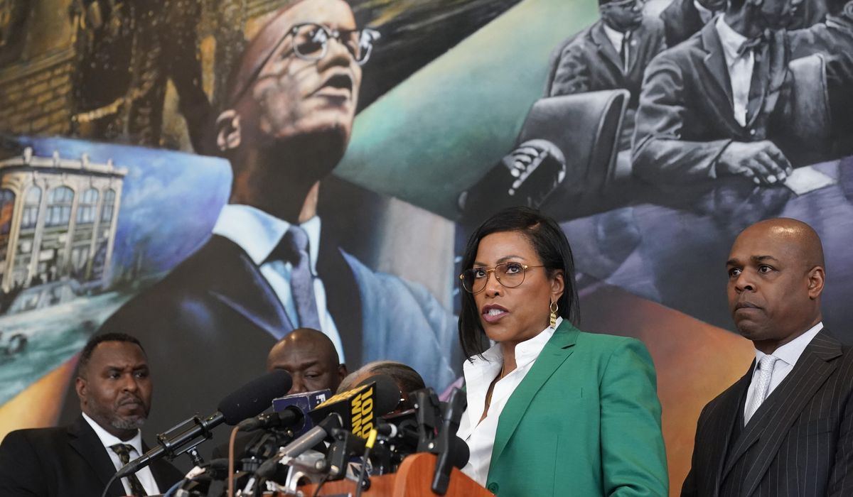 NextImg:Family of Malcolm X aims to sue NYPD, federal agencies over handling of 1965 assassination