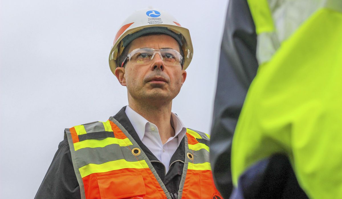 NextImg:Democrats to shift focus from Pete Buttigieg during hearing with Norfolk Southern CEO