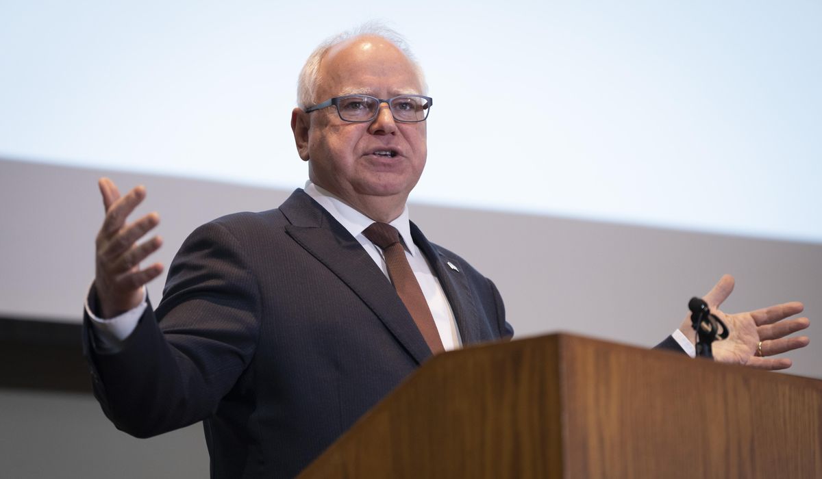 NextImg:Minnesota governor signs ‘driver’s licenses for all’ bill