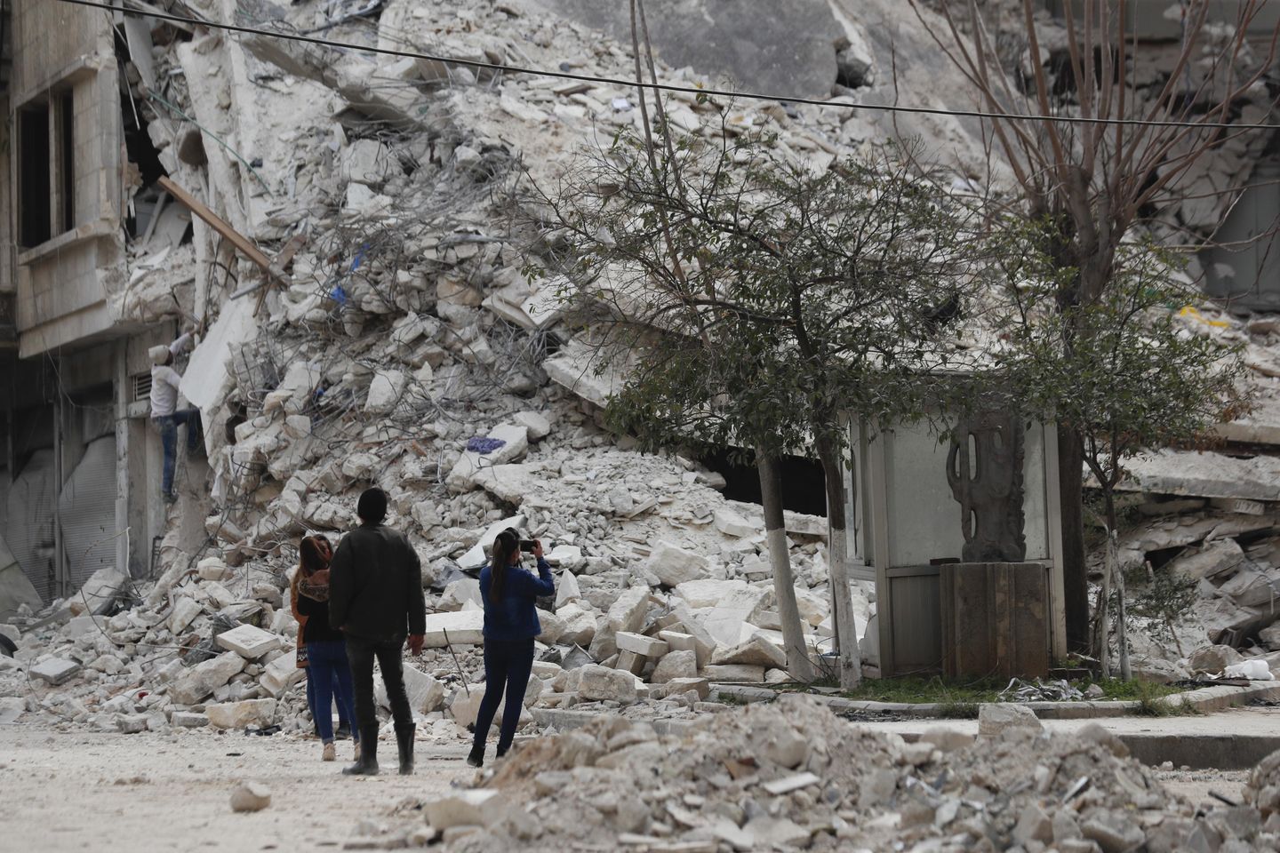 Deprem, Suriye'nin işlev bozukluğuna ve ABD'nin ikilemine ışık tutuyor