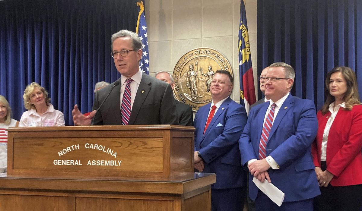 NextImg:Rick Santorum joins N.C. House Republicans to push ‘convention of states’