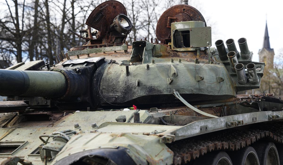 NextImg:Russians face prison terms for criticizing war in Ukraine amid new law