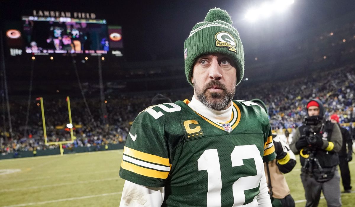 NextImg:NFL quarterback Rodgers to speak at psychedelics conference