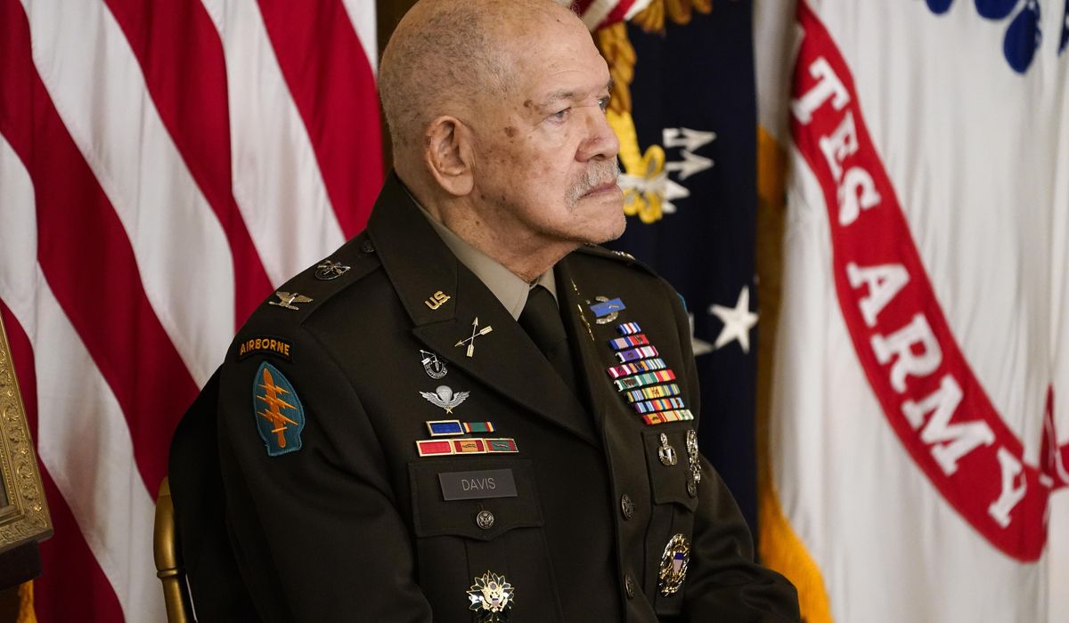 NextImg:Black Vietnam vet finally honored with Medal of Honor
