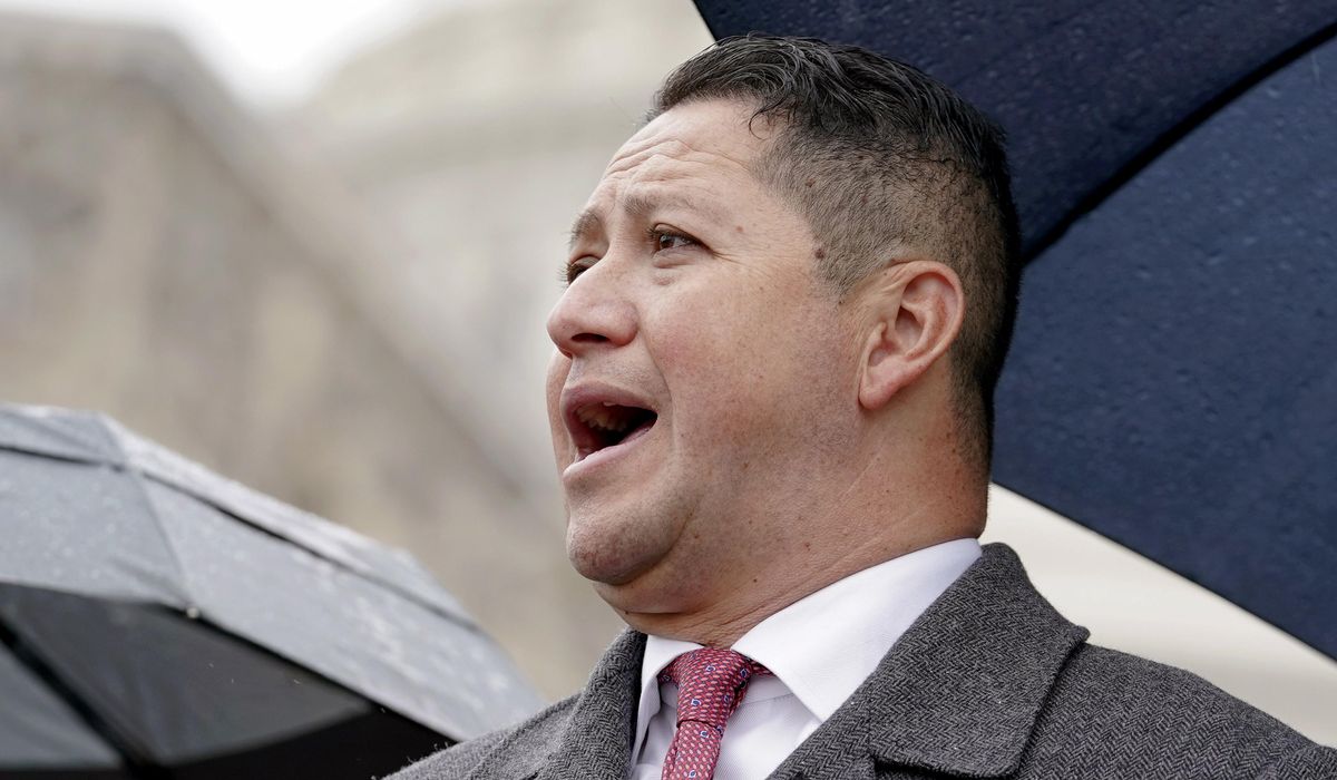 NextImg:Texas Republican says immigrants are ‘lifeblood of our country’ in challenge to Trump rhetoric
