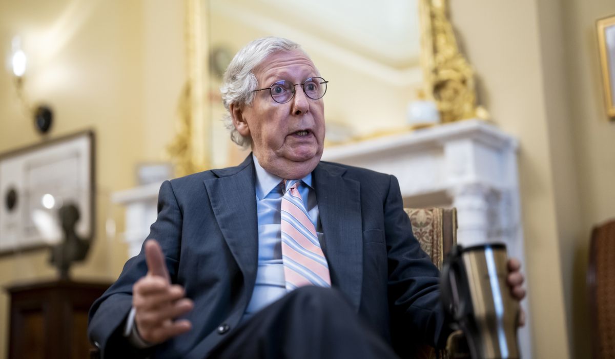 NextImg:Top Democrats wish Mitch McConnell a speedy recovery after fall