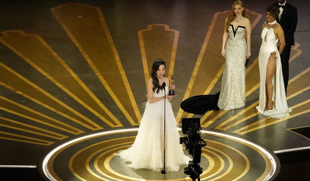 NextImg:Michelle Yeoh makes Oscar history with best actress win
