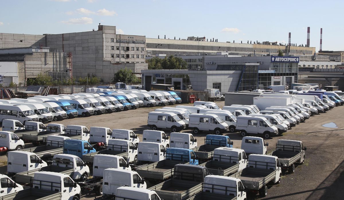 NextImg:Russia’s economy holds up, but growing challenges test Putin