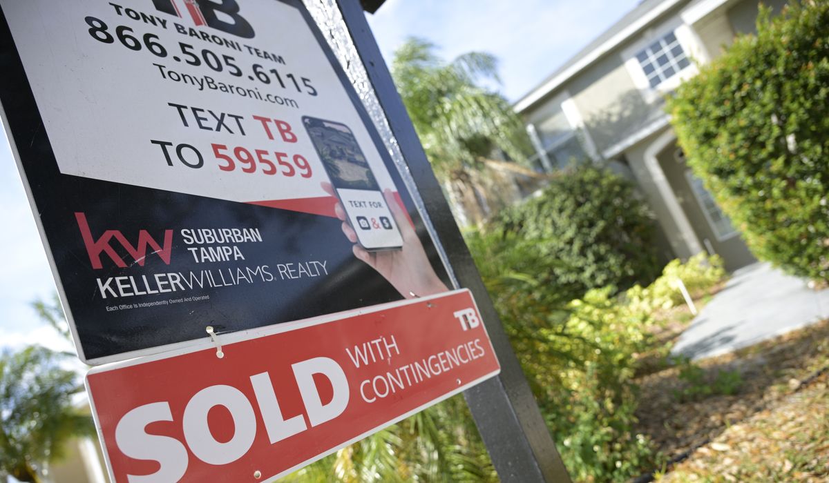 NextImg:U.S. home sales surged in February as mortgage rates dipped