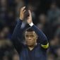 PSG&#x27;s Kylian Mbappe applauds fans at the end of the French League One soccer match between Paris Saint-Germain and Rennes at the Parc des Princes in Paris, Sunday, March 19, 2023. (AP Photo/Christophe Ena) **FILE**