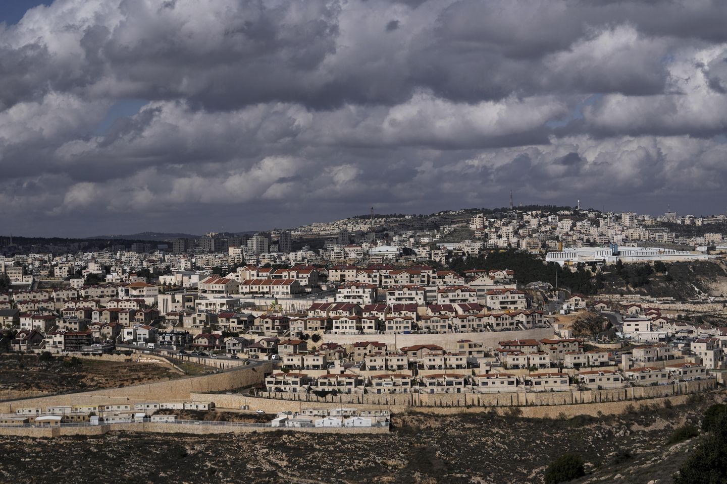 Watchdog: Israel mempromosikan tawaran untuk 1.000 rumah pemukiman