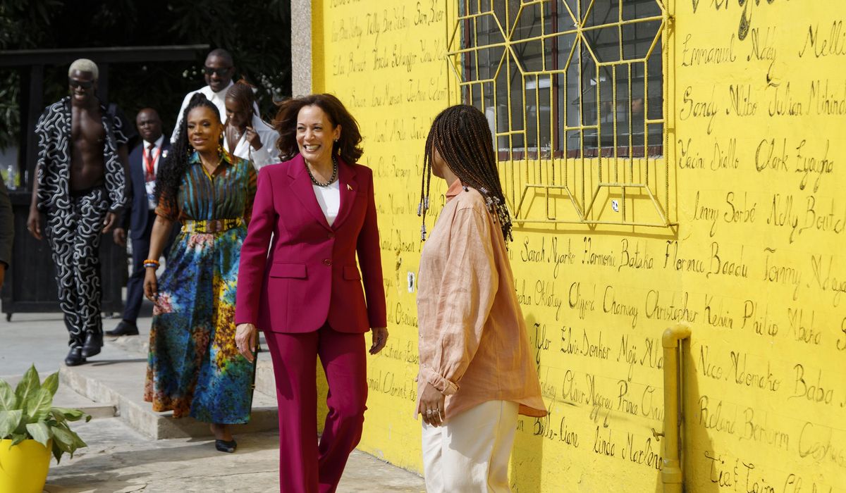 NextImg:Harris pledges support for African innovation in Ghana