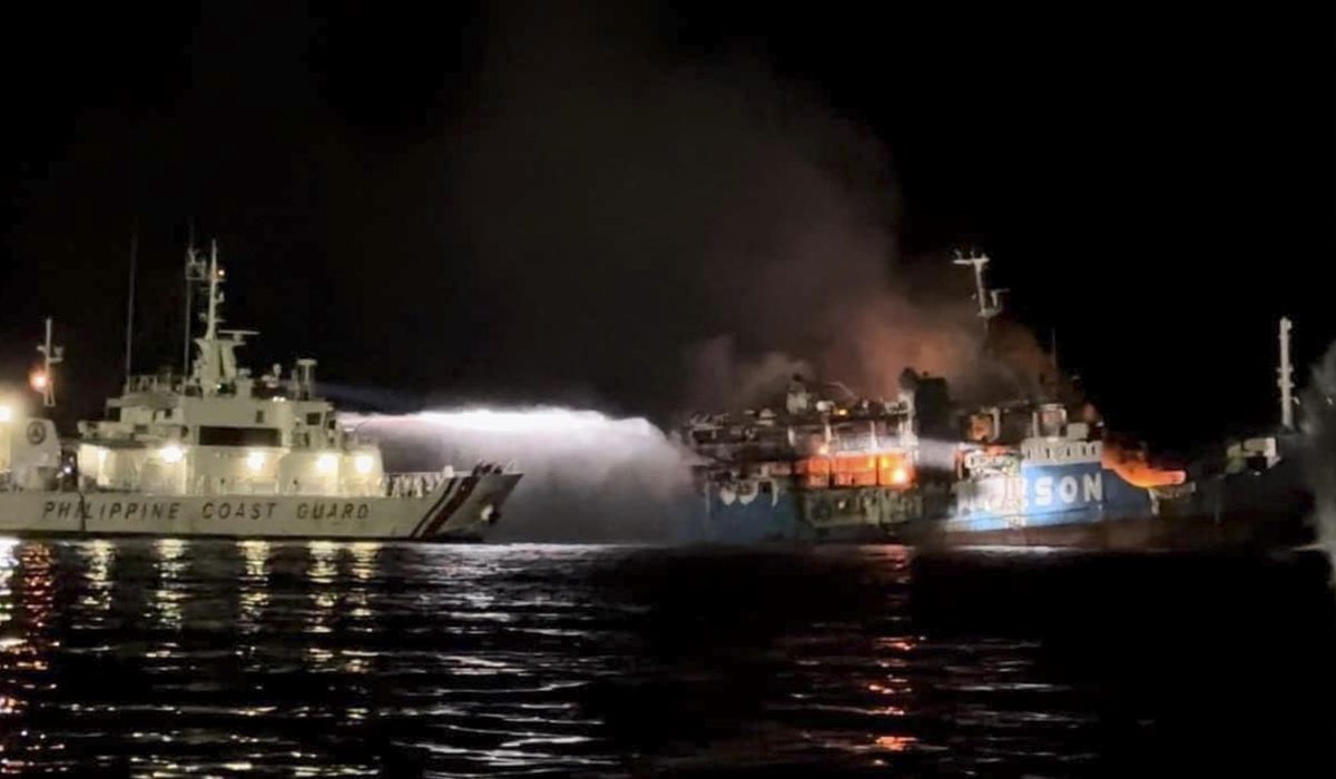 NextImg:Philippine ferry fire kills 31 people; at least 7 missing