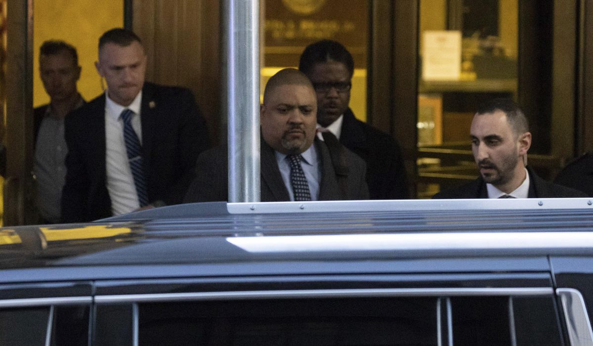 NextImg:Trump’s 2024 GOP rivals react carefully to indictment, condemn N.Y. prosecutor