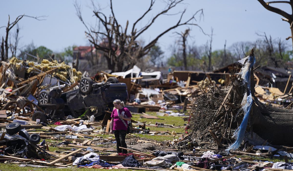 NextImg:Joe Biden heads to Mississippi town ravaged by deadly tornado