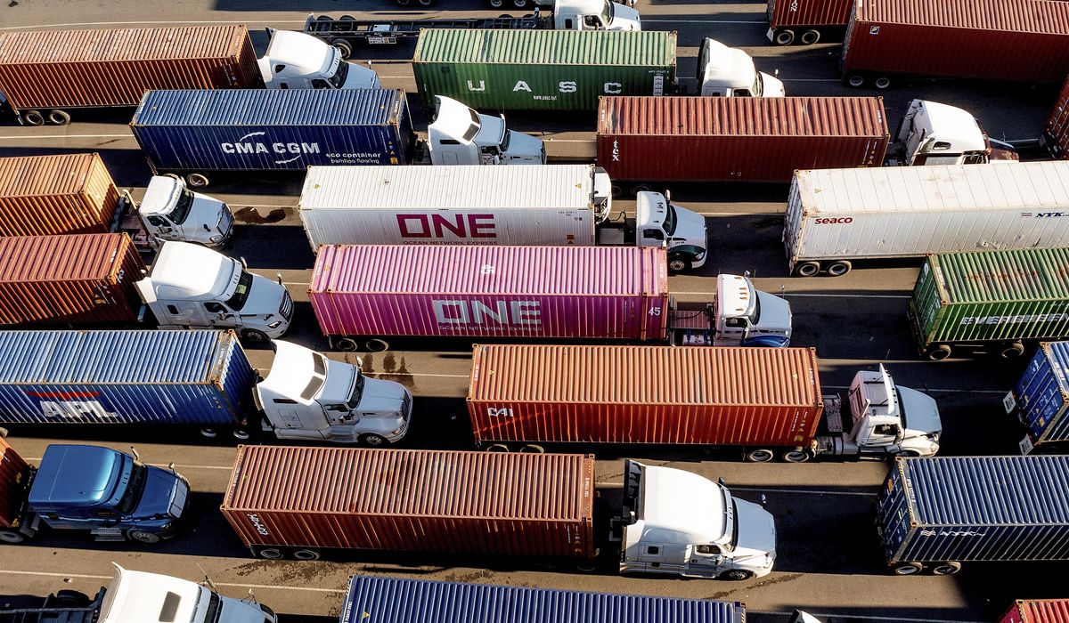NextImg:EPA approves California rules phasing out diesel trucks