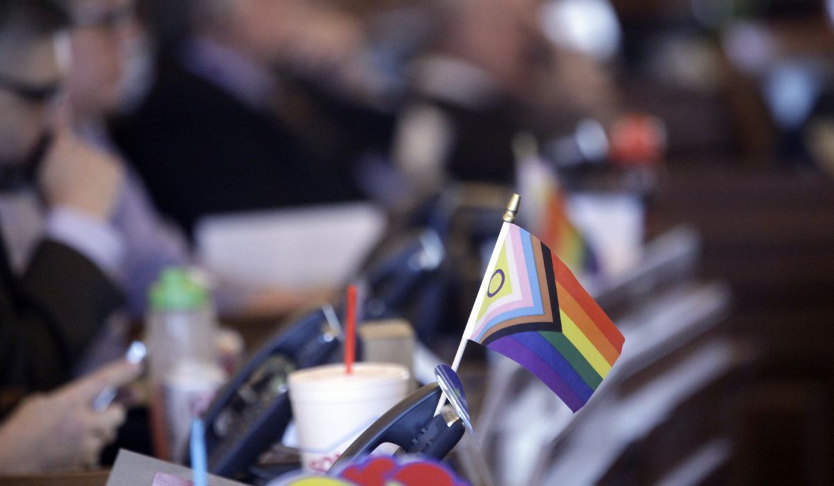 NextImg:Kansas Legislature overrides Democratic governor to ban biological males from female sports