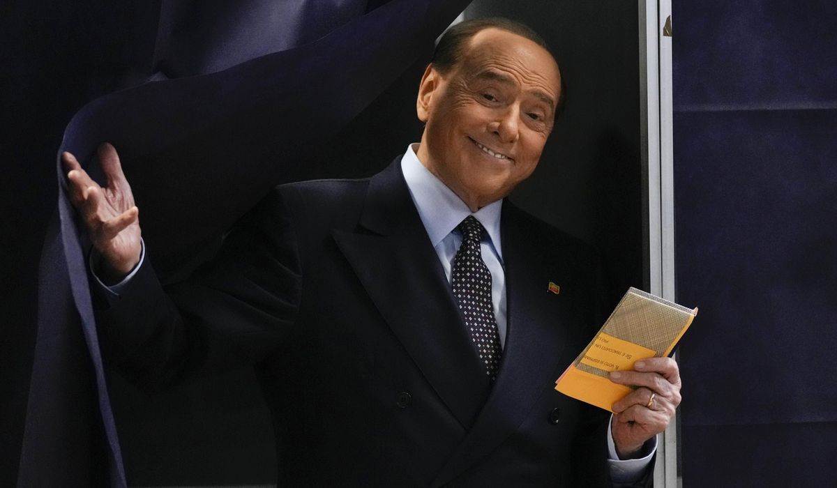 NextImg:Berlusconi says he believes he’ll recover ‘once again’