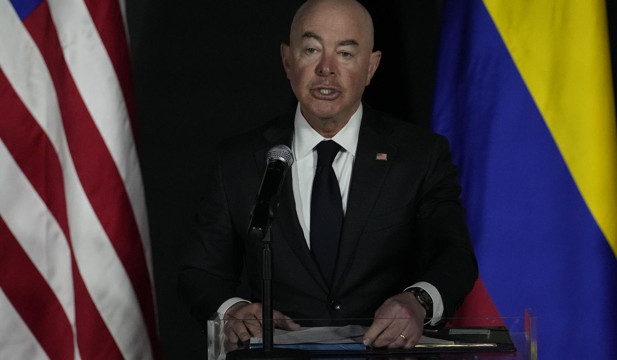 NextImg:Mayorkas predicts new illegal immigrant ‘surge’ next month