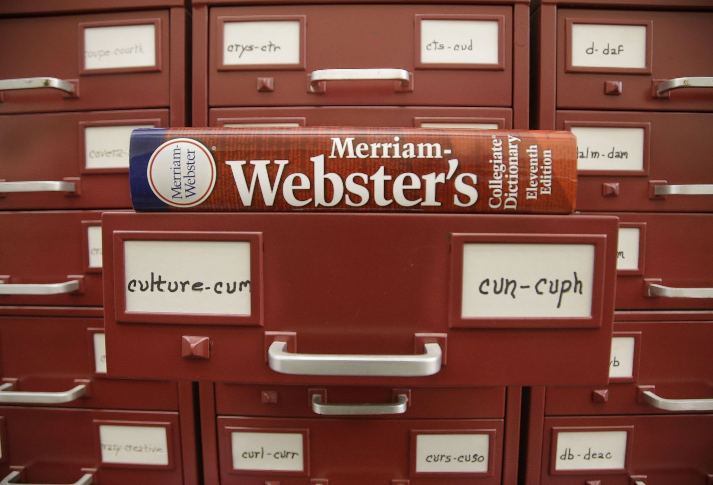Man who threatened Merriam-Webster over gender updated definitions sentenced to prison