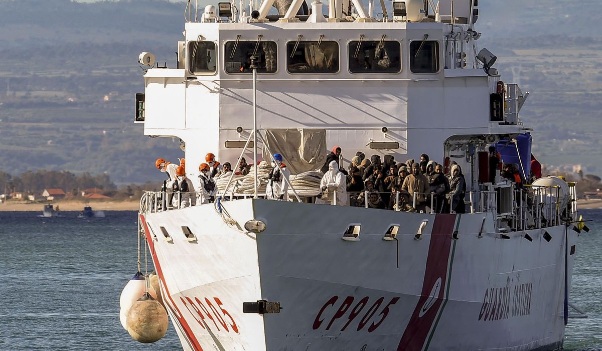 NextImg:Italy pushes crackdown on migrants reaching its shores